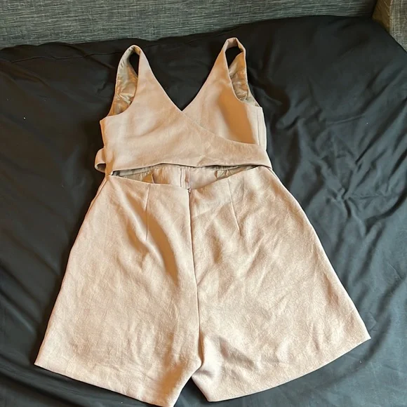 Wilfred Wrap Romper Size 6 in Mauve Pink - Picture 5 of 9